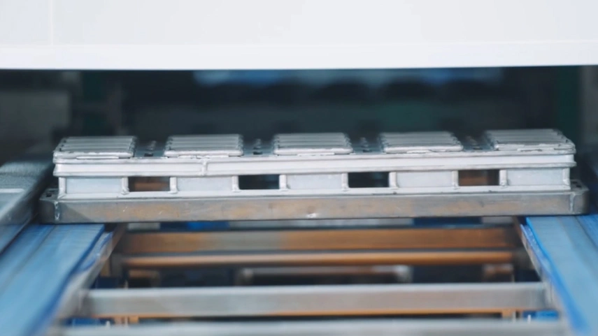 مجموعة قوالب خبز التوست مستخدمة في خط الإنتاج الآلي