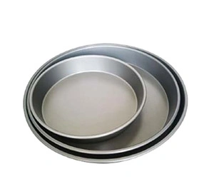 قالب الكيك وصينية البيتزا